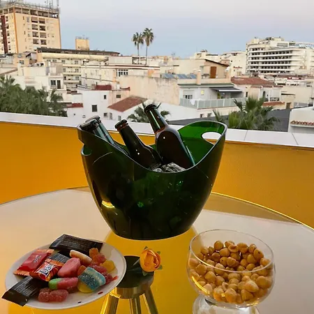 Lahola Glam Suites Torremolinos Room photo